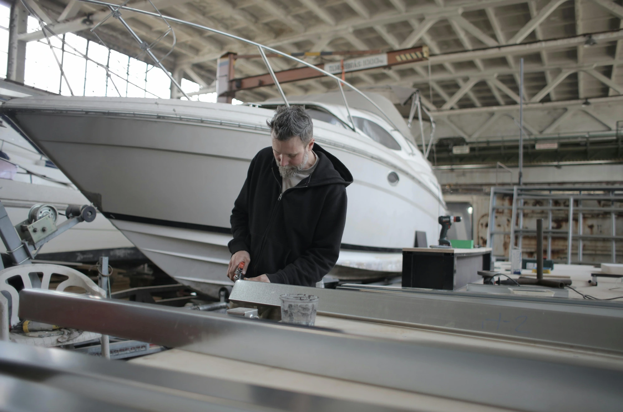 Imbarcazione professionale in HDPE
